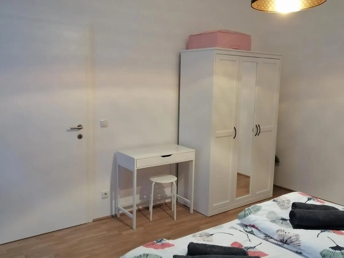 Apartments Near Yppenplatz & Brunnenmarkt ウィーン 0*,