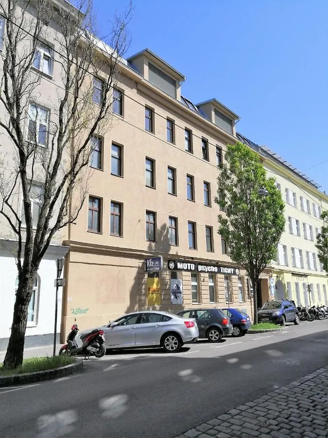 Apartments Near Yppenplatz & Brunnenmarkt Viena