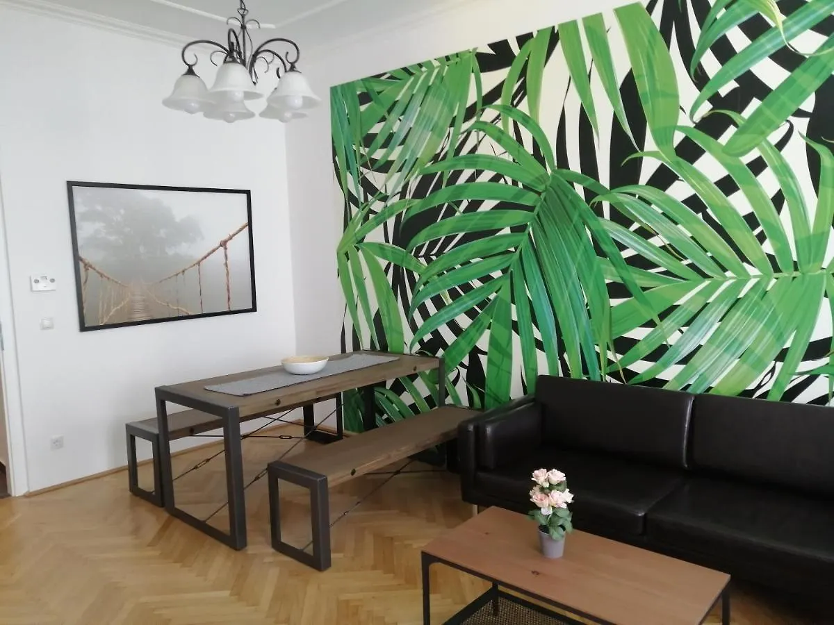 Apartments Near Yppenplatz & Brunnenmarkt Viena 0*,  Austria