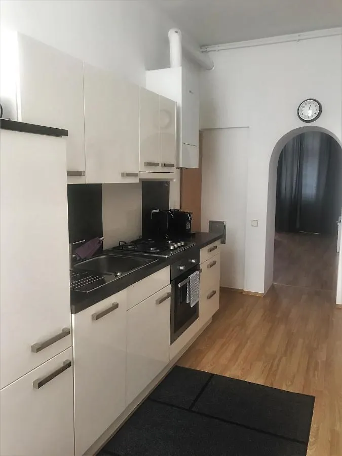 Apartments Near Yppenplatz & Brunnenmarkt Viena