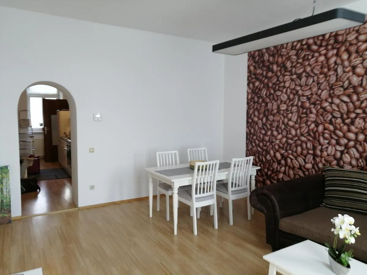 Apartments Near Yppenplatz & Brunnenmarkt Viena