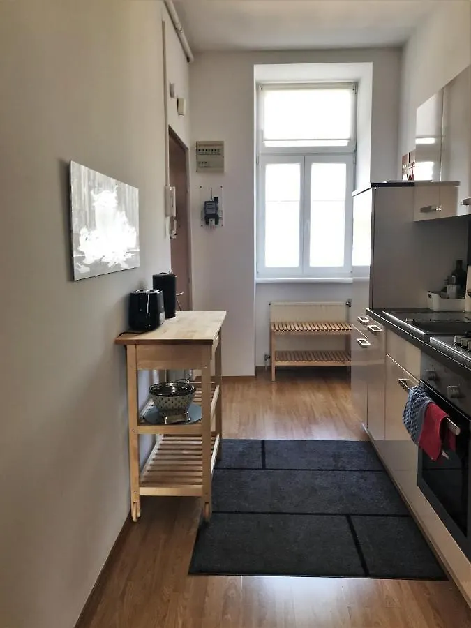 Apartments Near Yppenplatz & Brunnenmarkt Viena 0*,  Austria