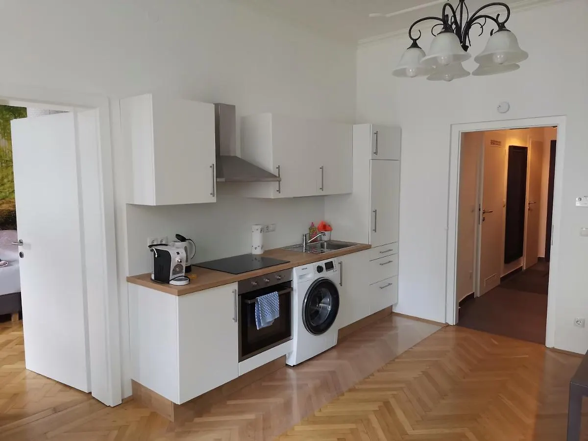 Apartments Near Yppenplatz & Brunnenmarkt Viena 0*,  Austria