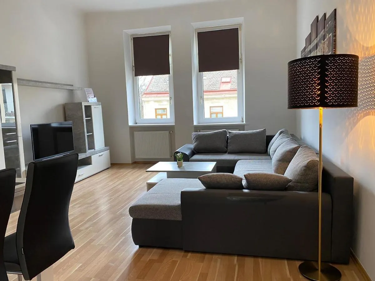 Apartments Near Yppenplatz & Brunnenmarkt Viena Austria