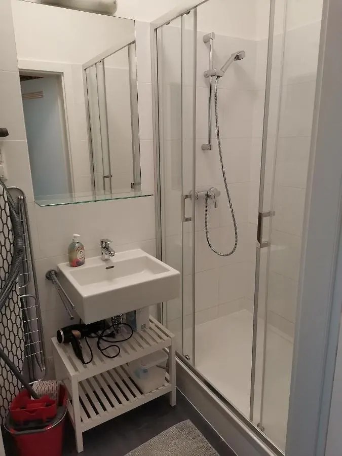Apartments Near Yppenplatz & Brunnenmarkt Vienna